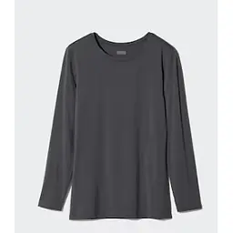 Uniqlo Heat tech scoop neck long sleeve t- shirt - Master