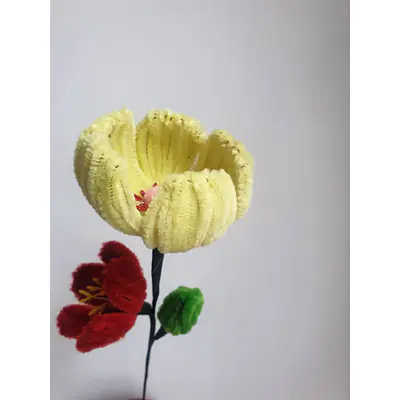 Pipe cleaner flowers, craft flower, beautiful flowers, colorful flowers primary image