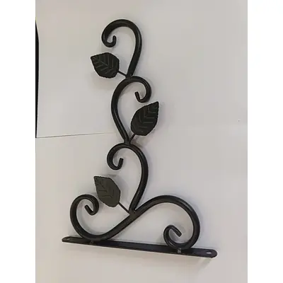 Flower pot hanger primary image