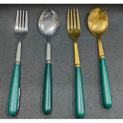Green Cutlery Set primary image