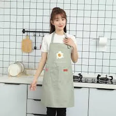 Apron "Poaching Bear" Green primary image