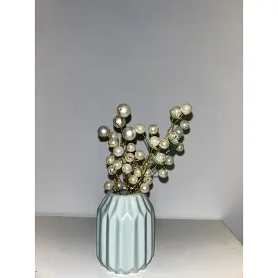 Pearl Flowers secondary image