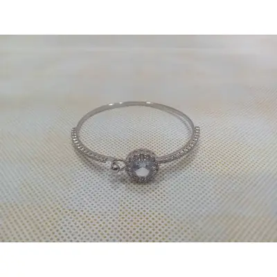 Blinding Round Zirconia Bracelet primary image