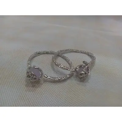 Glacial Lava Rose Flower Bracelet primary image