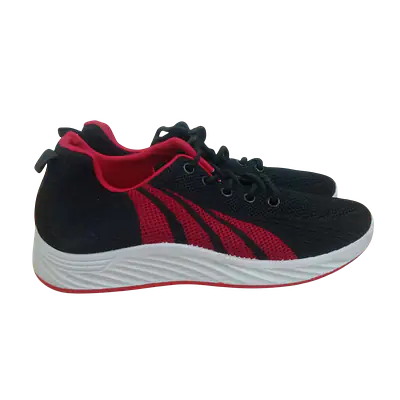 Sneaker primary image