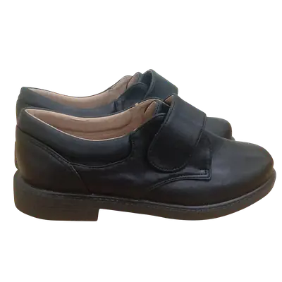 Girls School Shoe primary image