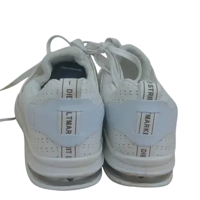 Jogging Shoe secondary image