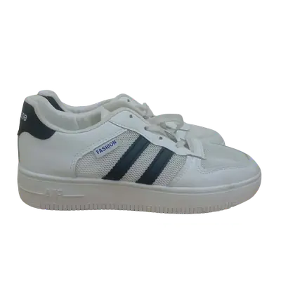 Sports Fashion Sneaker primary image