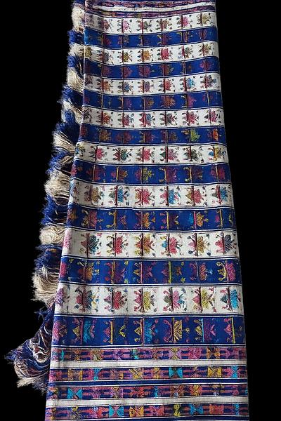 Pure Silk Kira Handwoven patterns
