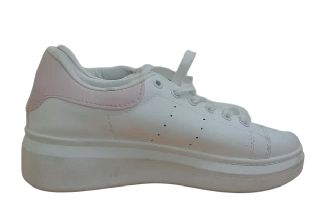 Zosdon lace-up sneaker