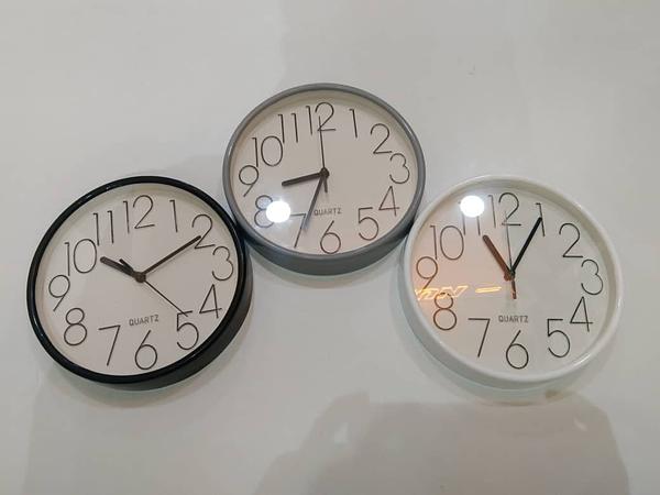 European-Style Wall Clock