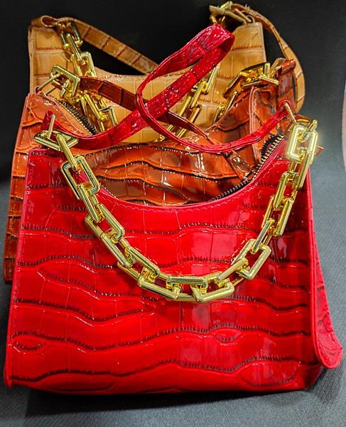 Shoulder Bag w/ Chain