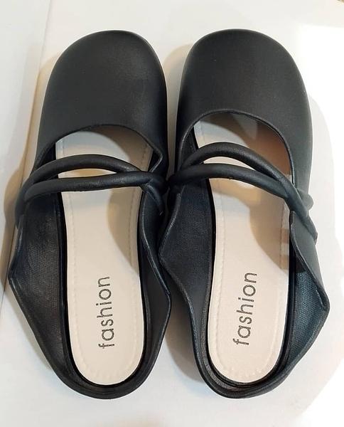 Fashionable Women' Slipper