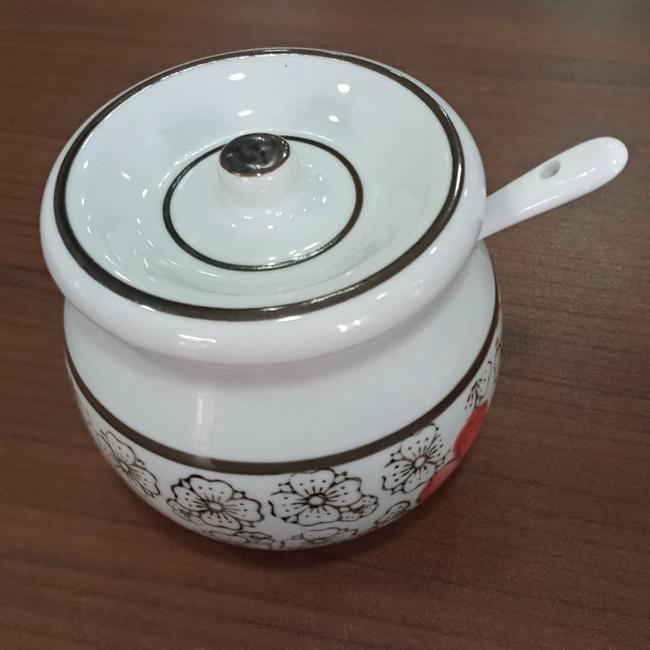 Seasoning Jar With Spoon
