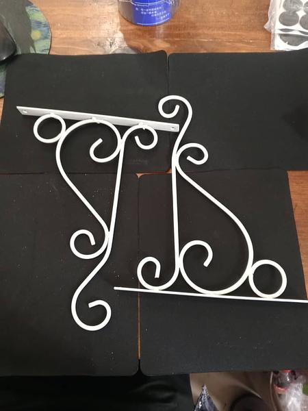Flower poot hanger