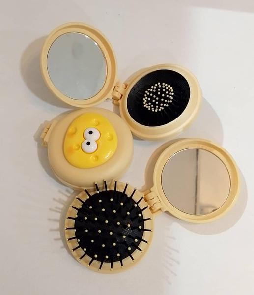 Round Brush Yellow Cheese