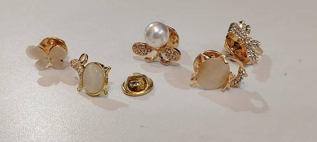 Women's Pin