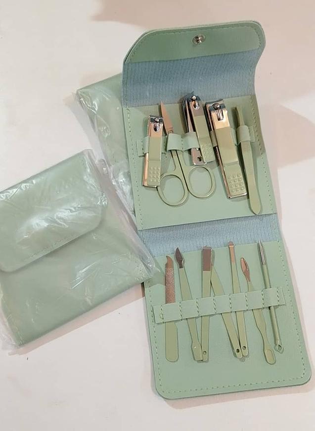 Manicure 12-Piece Set Green